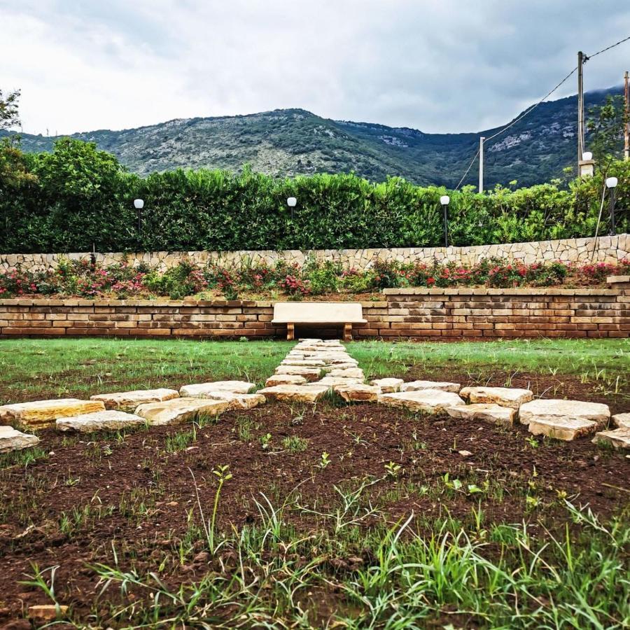 Hotel Il Sentiero di Leano Terracina Esterno foto