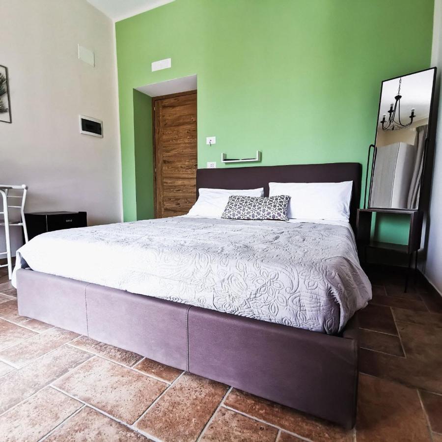 Hotel Il Sentiero di Leano Terracina Esterno foto